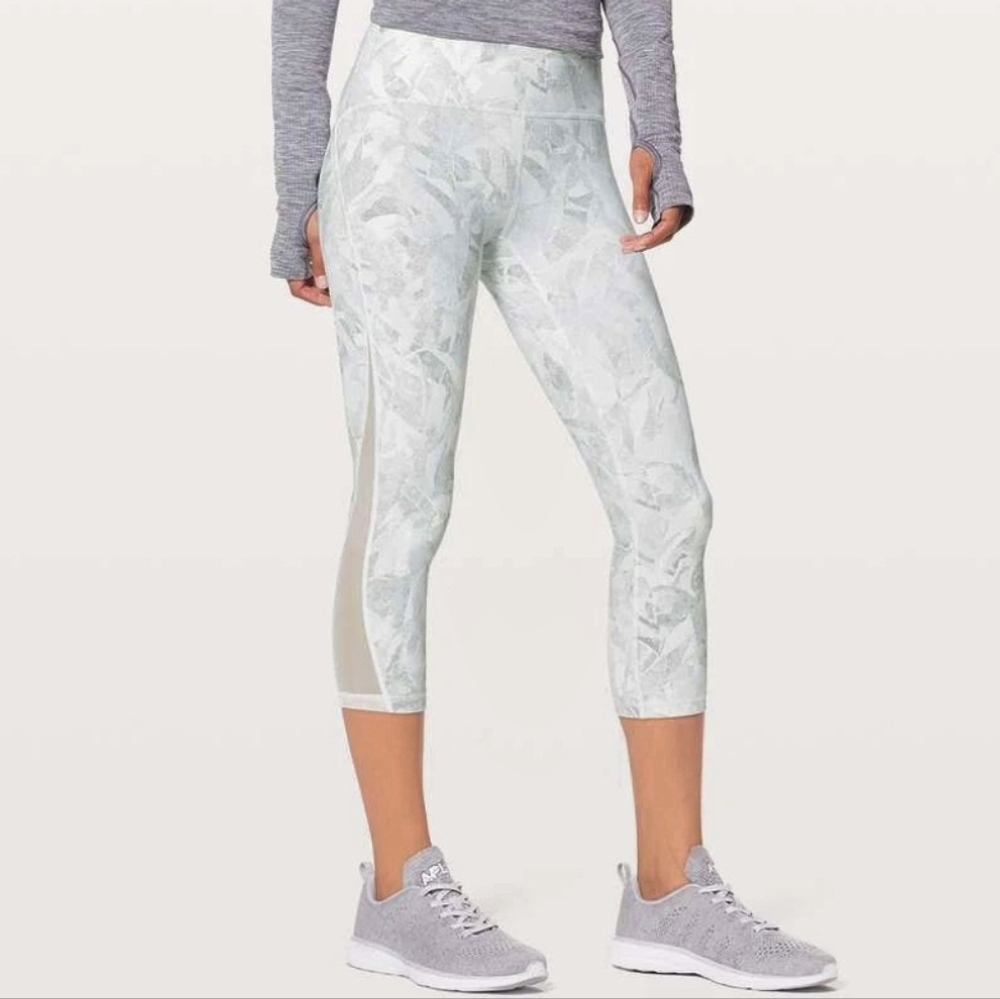 Lululemon Train Times Crop 21" Leggings Jasmine White Gray Multi Womens Size 8